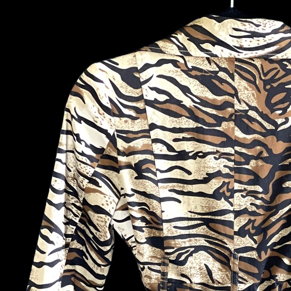 Vintage MaxMara Leopard Print Trench Coat - Picture 2 of 13